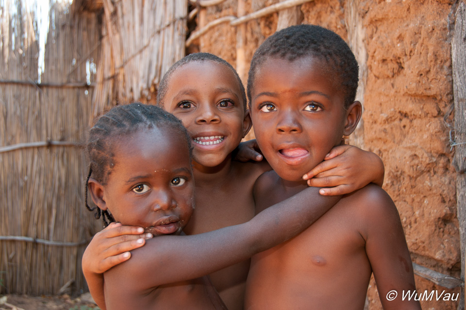 Kinder des Mafwa-Stammes