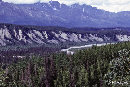 111-Canada-Alaska-Alaska_Hwy