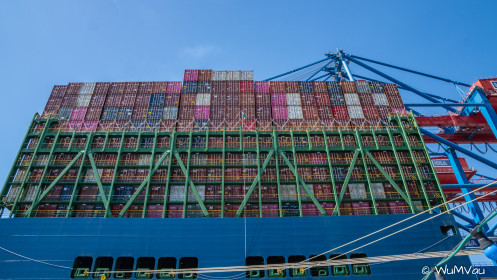 Heck der HMM Le Havre - 24.000 Container Fassungsvermögen