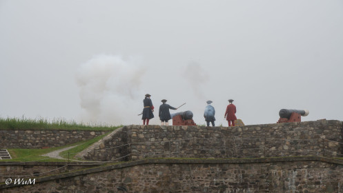 Abfeuern einer Original-Kanone Fort Louisbourg